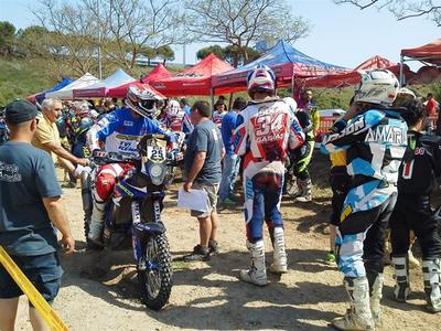 Cursa de resistncia de ciclomotors - maig 2015