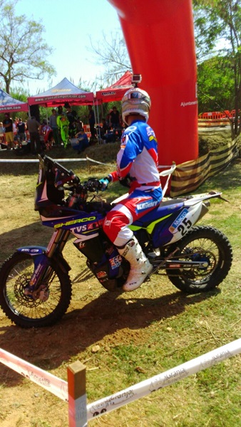 Cursa de resistncia de ciclomotors - maig 2015