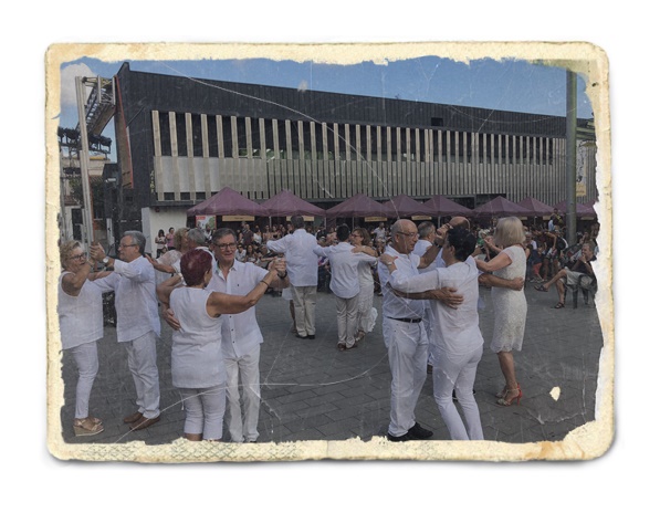 La dansa, protagonista de l'onzena Fira Mercat Modernista