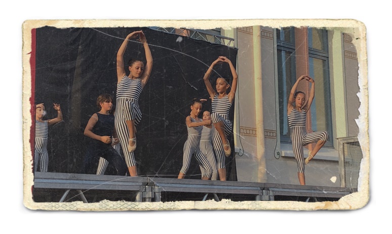 La dansa, protagonista de l'onzena Fira Mercat Modernista