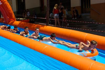 Jocs gegants d'aigua