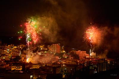 Focs artificials en honor a Sant Pere i Sant Pau