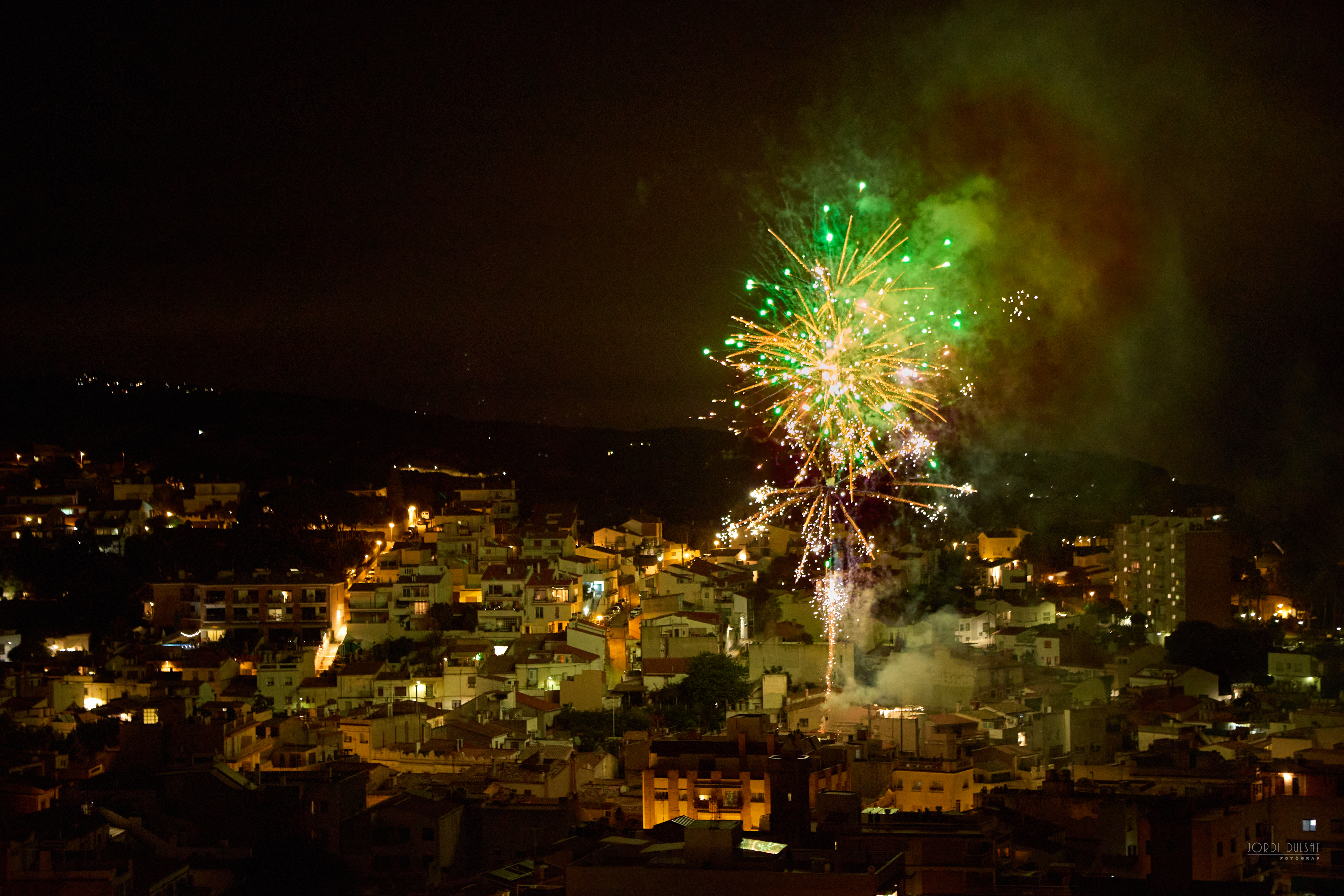 Focs artificials en honor a Sant Pere i Sant Pau