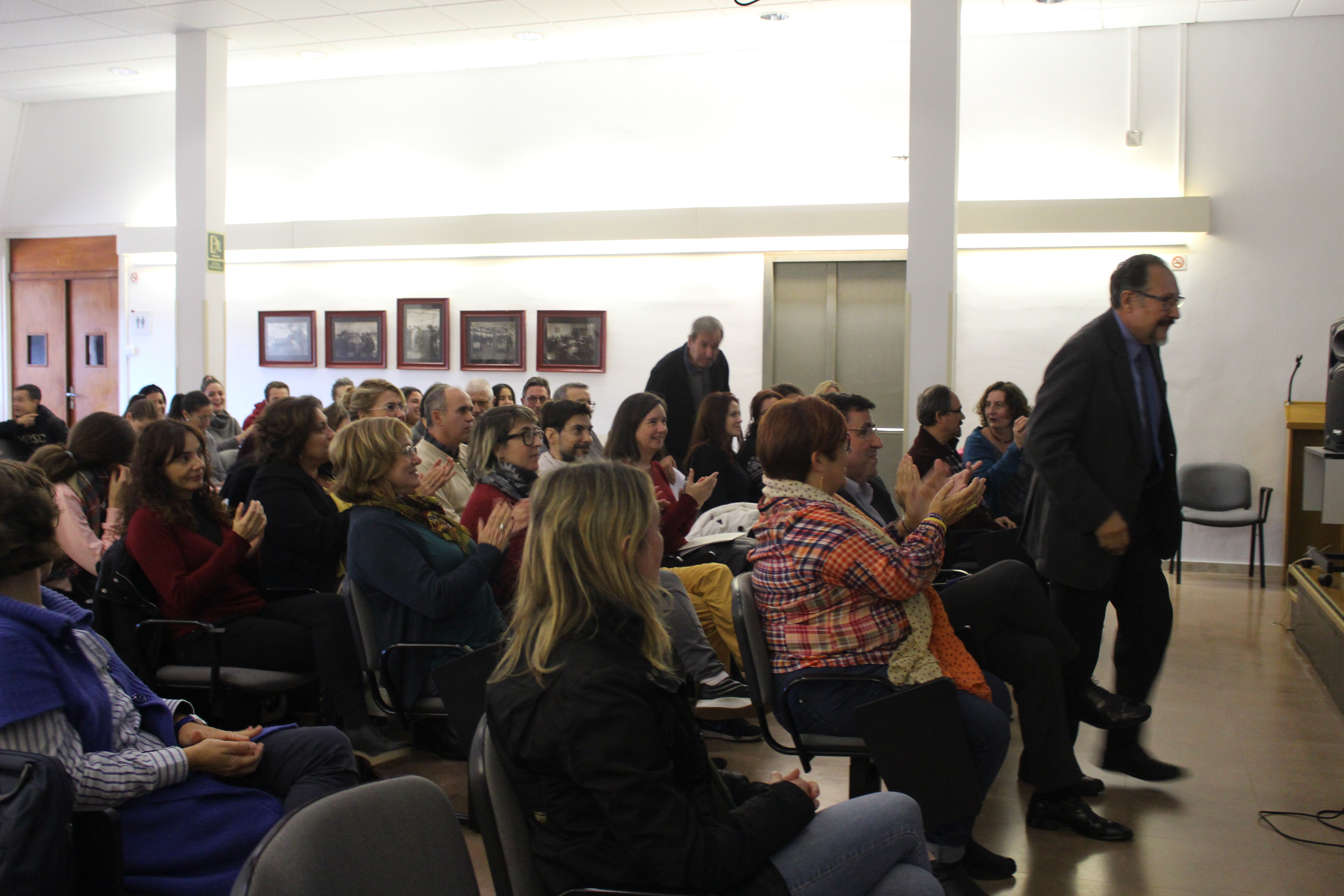 Presentaci del llibre "Fonaments txtils" | 2019 - Foto 96740433