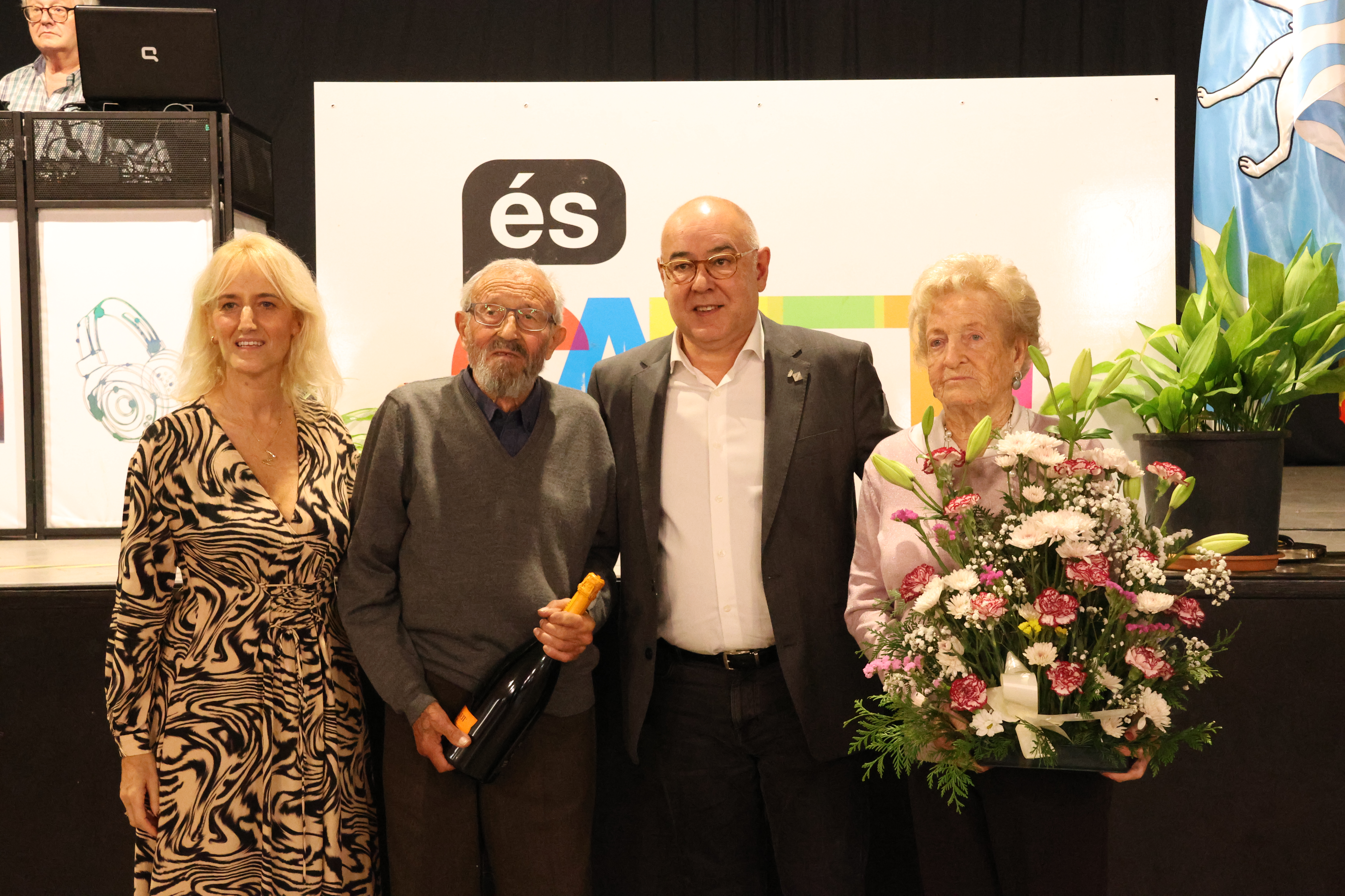 1r Dinar Gent Gran | 14 de novembre de 2025 - Foto 29704772