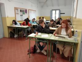 alumnes a l'aula