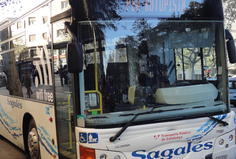 Noves parades bus 627