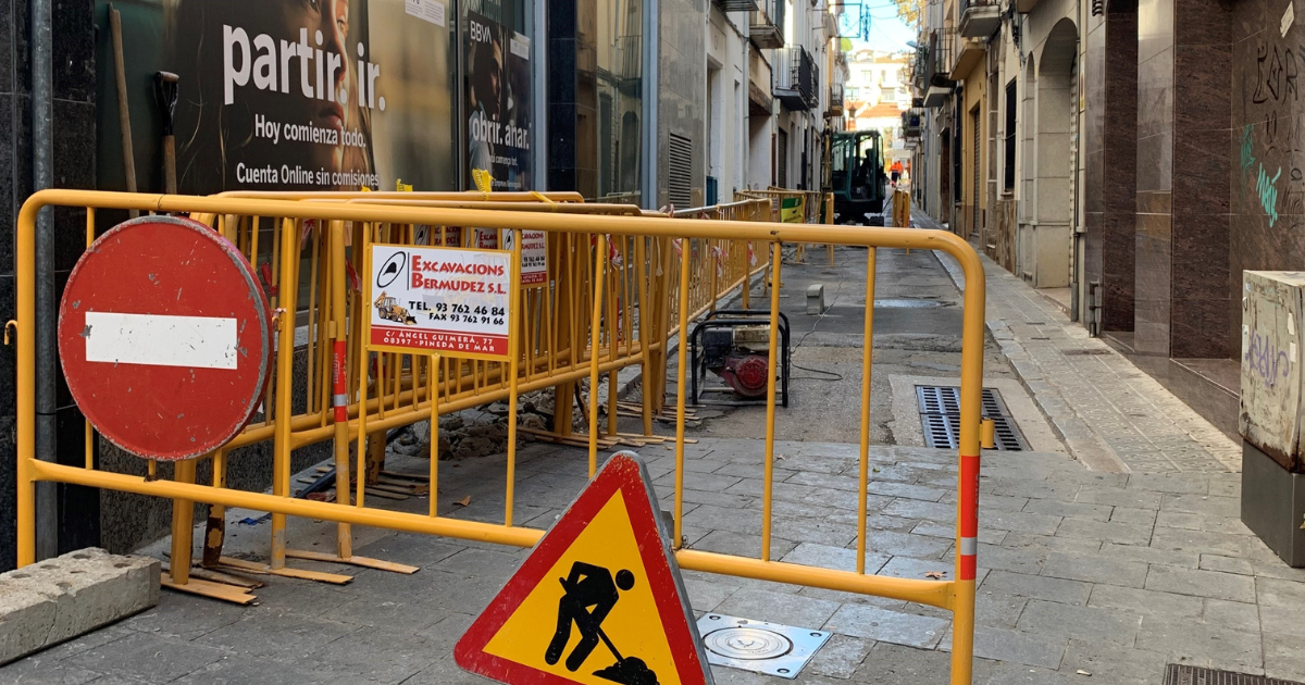 obres carrer Esglsia - xarxa aigua