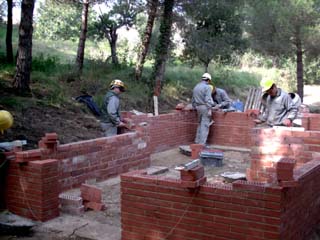 Paletes i jardiners de l'escola d'estiu