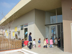 entrada d'infants al Palauet