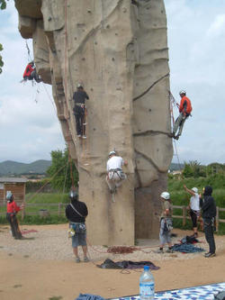 Foto cedida per Pere Tutusaus - curs escalada artificial 2009