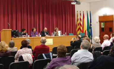 Acte presentaci&oacute; curs UNED i UGG