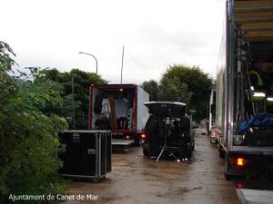 Camions i material rodatge Polseres vermelles
