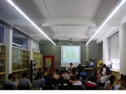 Taller a l'Institut sobre el POUM - 2013