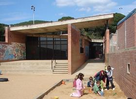 Pati escola Miseric&ograve;rdia