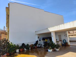 obres edifici pinyol acabades